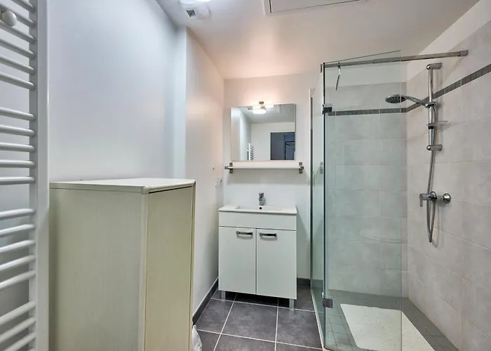 Les Anemones De - Avec Jardin Clos